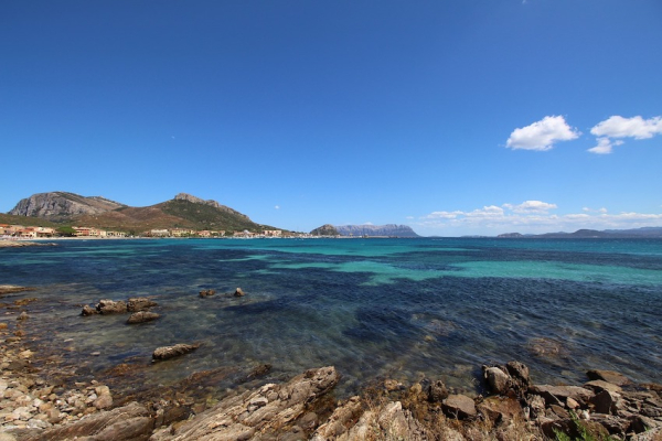 Vola da Forlì a Olbia, la porta d'accesso alle meraviglie della Costa Smeralda